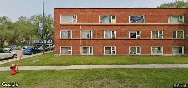 Larawan ng 238 Tache Avenue sa Winnipeg, Manitoba