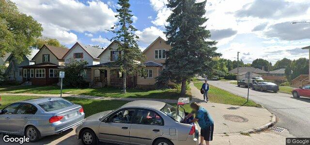 Larawan ng 242 Kitson Street sa Winnipeg, Manitoba