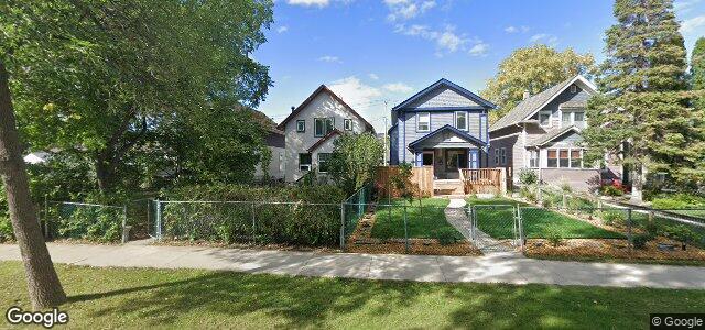 Larawan ng 243 Eugenie Street sa Winnipeg, Manitoba