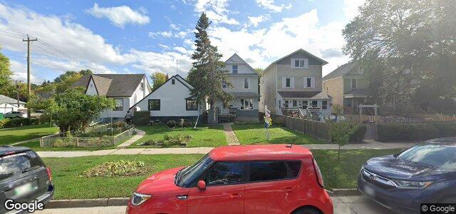 Larawan ng 290 Eugenie Street sa Winnipeg, Manitoba