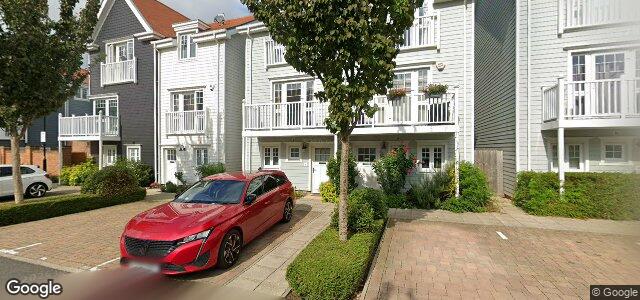 Larawan ng 30 Champlain Street sa Winnipeg, Manitoba