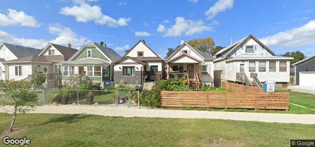 Larawan ng 305 Eugenie Street sa Winnipeg, Manitoba