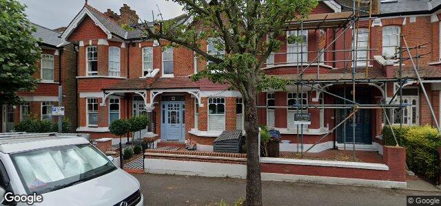 Larawan ng 31 Braemar Avenue sa Winnipeg, Manitoba