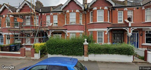 Larawan ng 35 Braemar Avenue sa Winnipeg, Manitoba