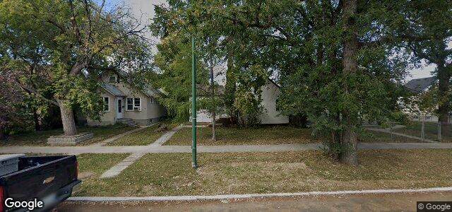 Larawan ng 389 Horace Street sa Winnipeg, Manitoba