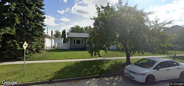 Larawan ng 392 Eugenie Street sa Winnipeg, Manitoba