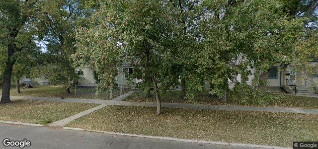 Larawan ng 393 Horace Street sa Winnipeg, Manitoba