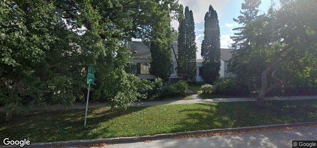 Larawan ng 404 Eugenie Street sa Winnipeg, Manitoba