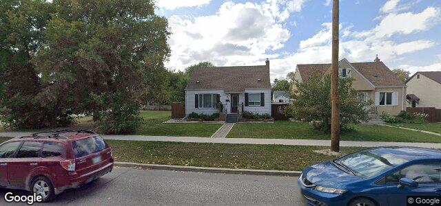 Larawan ng 45 Des Meurons Street sa Winnipeg, Manitoba