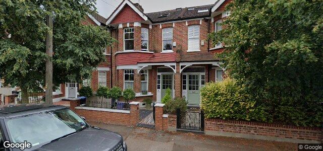 Larawan ng 61 Braemar Avenue sa Winnipeg, Manitoba