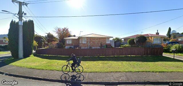 Larawan ng 63 Hillcrest Avenue sa Winnipeg, Manitoba