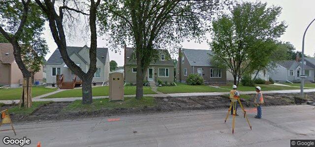 Larawan ng 66 Des Meurons Street sa Winnipeg, Manitoba