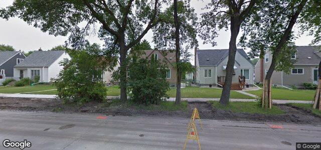 Larawan ng 74 Des Meurons Street sa Winnipeg, Manitoba