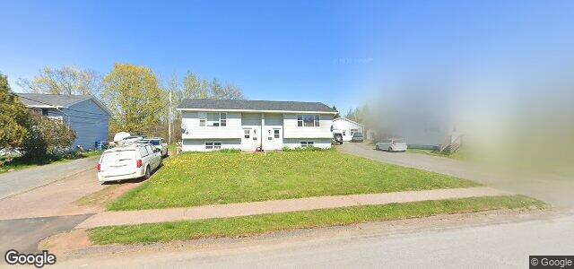 Larawan ng 76 Hillcrest Avenue sa Winnipeg, Manitoba