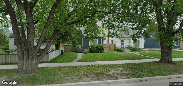 Photo of 84 Des Meurons Street in Winnipeg, Manitoba