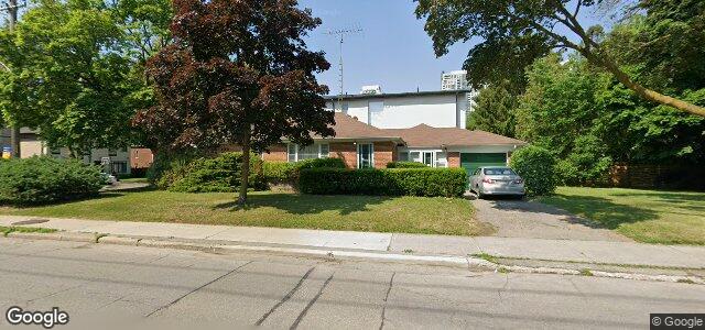 Larawan ng 96 Hillcrest Avenue sa Winnipeg, Manitoba