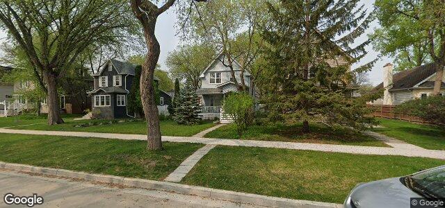 Larawan ng 103 Tache Avenue sa Winnipeg, Manitoba