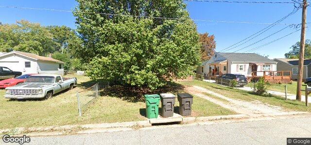 Larawan ng 105 Lawndale Avenue sa Winnipeg, Manitoba