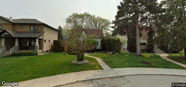 Larawan ng 111 Lyndale Drive sa Winnipeg, Manitoba