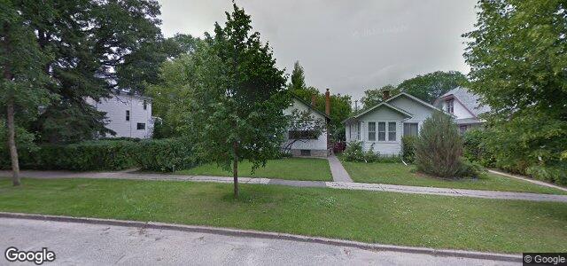 Larawan ng 111 Monck Avenue sa Winnipeg, Manitoba