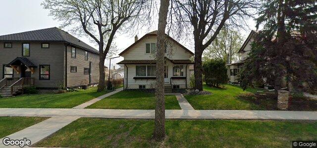 Larawan ng 112 Tache Avenue sa Winnipeg, Manitoba