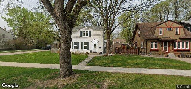 Larawan ng 123 Tache Avenue sa Winnipeg, Manitoba