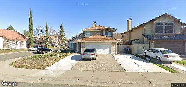 Larawan ng 130 Pinedale Avenue sa Winnipeg, Manitoba