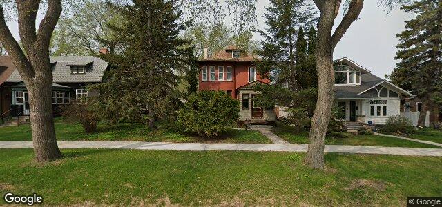 Larawan ng 133 Tache Avenue sa Winnipeg, Manitoba