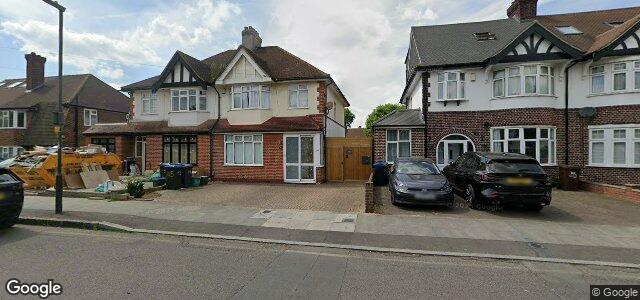 Larawan ng 143 Claremont Avenue sa Winnipeg, Manitoba