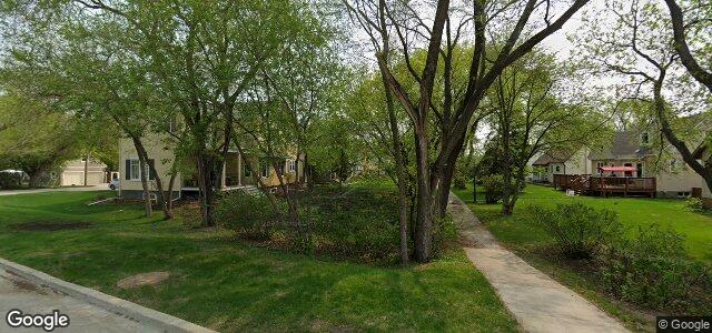 Larawan ng 15 Balsam Place sa Winnipeg, Manitoba