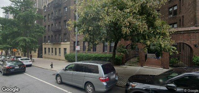 Larawan ng 150 Claremont Avenue sa Winnipeg, Manitoba