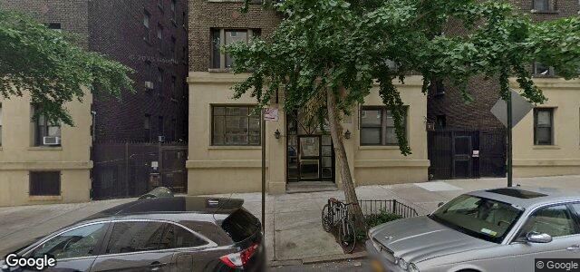 Larawan ng 160 Claremont Avenue sa Winnipeg, Manitoba