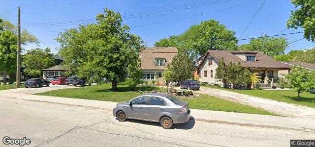 Larawan ng 166 Lyndale Drive sa Winnipeg, Manitoba