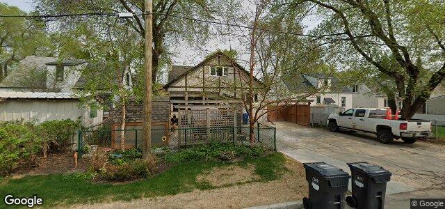 Larawan ng 18 Balsam Place sa Winnipeg, Manitoba