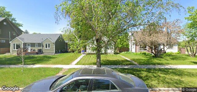Larawan ng 207 Birchdale Avenue sa Winnipeg, Manitoba