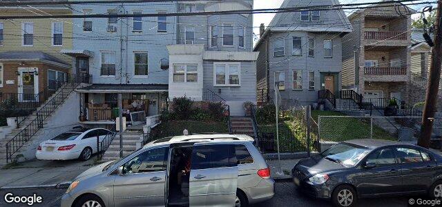 Larawan ng 209 Claremont Avenue sa Winnipeg, Manitoba