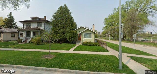 Larawan ng 213 Lawndale Avenue sa Winnipeg, Manitoba