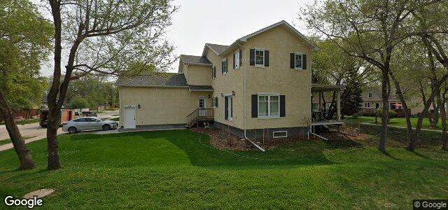 Larawan ng 215 Lyndale Drive sa Winnipeg, Manitoba