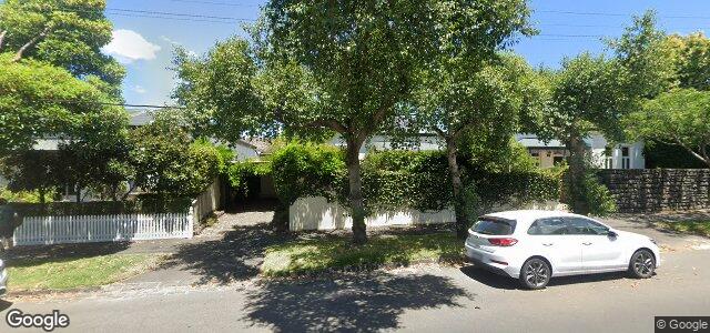 Larawan ng 30 Claremont Avenue sa Winnipeg, Manitoba