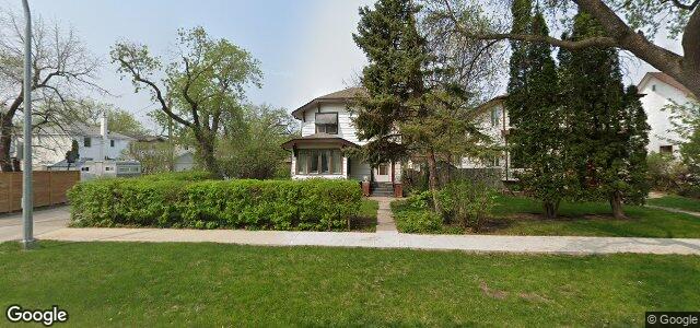 Larawan ng 43 Tache Avenue sa Winnipeg, Manitoba