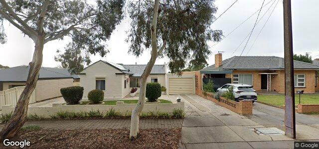 Larawan ng 53 Lloyd Street sa Winnipeg, Manitoba