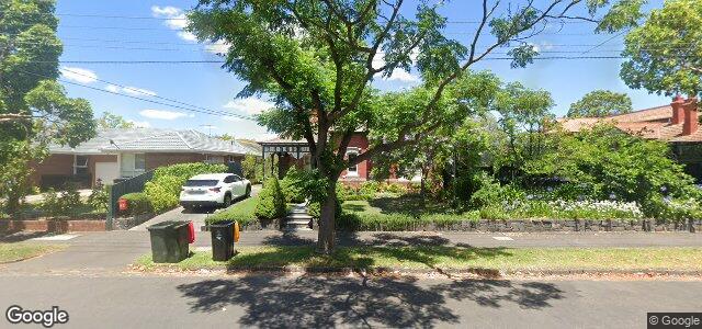 Larawan ng 82 Claremont Avenue sa Winnipeg, Manitoba