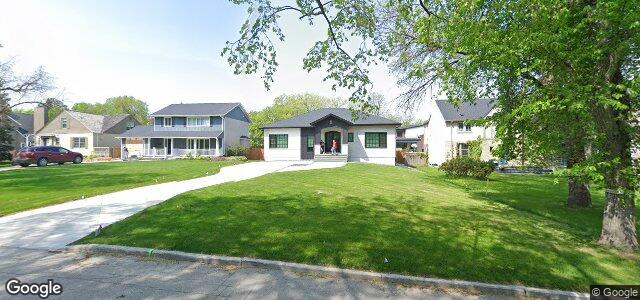 Larawan ng 110 Chataway Boulevard sa Winnipeg, Manitoba