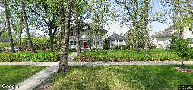 Larawan ng 120 Lamont Boulevard sa Winnipeg, Manitoba