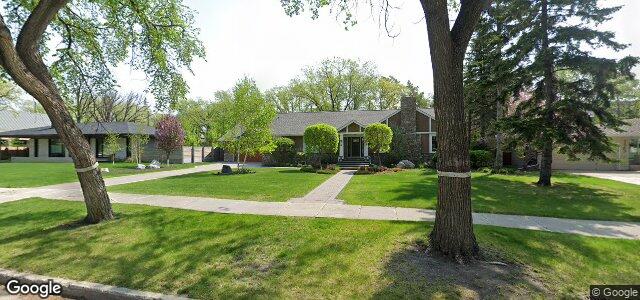 Larawan ng 121 Lamont Boulevard sa Winnipeg, Manitoba