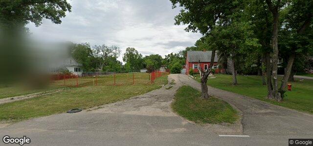 Larawan ng 1584 Wellington Crescent sa Winnipeg, Manitoba