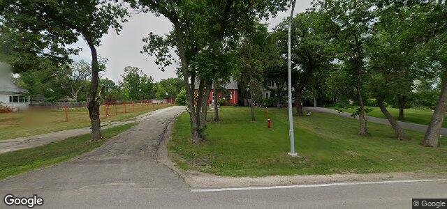 Larawan ng 1588 Wellington Crescent sa Winnipeg, Manitoba