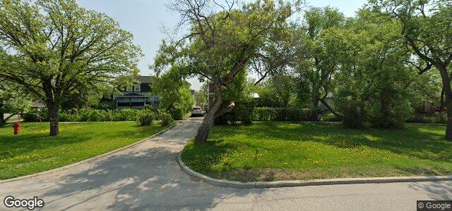 Larawan ng 1658 Wellington Crescent sa Winnipeg, Manitoba