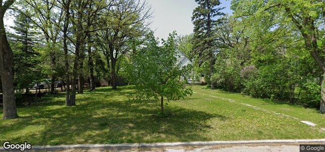 Larawan ng 210 Grenfell Boulevard sa Winnipeg, Manitoba