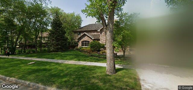 Larawan ng 220 Lamont Boulevard sa Winnipeg, Manitoba